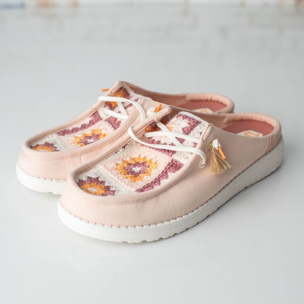 Hey Dude Wendy Slip Cottage Crochet Women's 10 Pale Pink Multi Granny Square NEW
